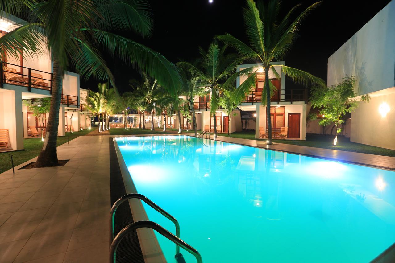 Arugambay Roccos Hotel Vịnh Arugam Ngoại thất bức ảnh